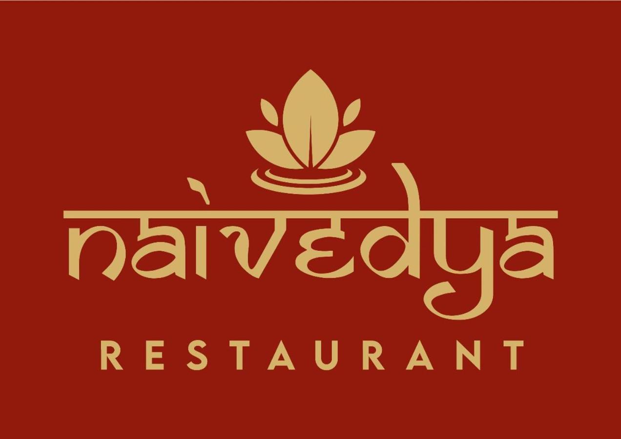 Hotel Madhuban Silvassa Extérieur photo